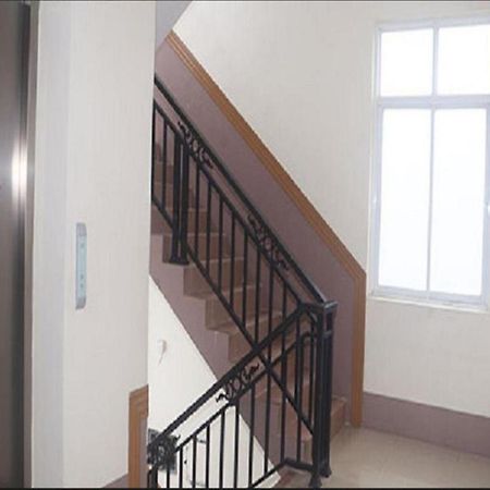 דאוויי Diamond Crown Hotel מראה חיצוני תמונה