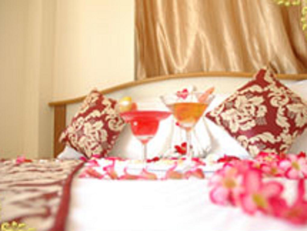 דאוויי Diamond Crown Hotel מראה חיצוני תמונה