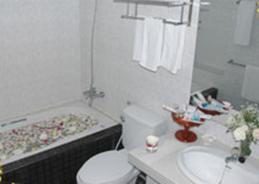 דאוויי Diamond Crown Hotel מראה חיצוני תמונה